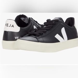VEJA Campo black tennis shoe size 42